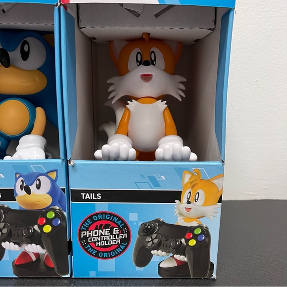 Sonic the Hedgehog Sonic & Tails Controller holders - Picture 4 of 7